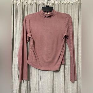 Olivia Rae crop turtleneck M